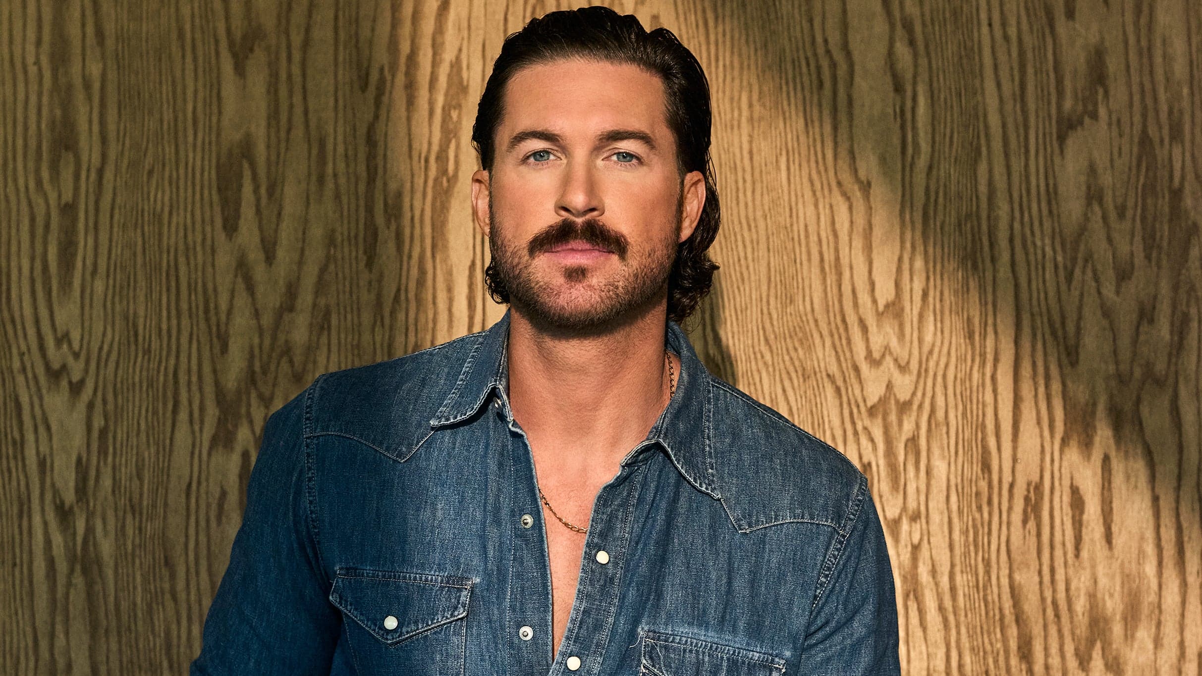 Riley Green with Randy Houser at Fiddlers Green Amphitheatre in Englewood - This Week