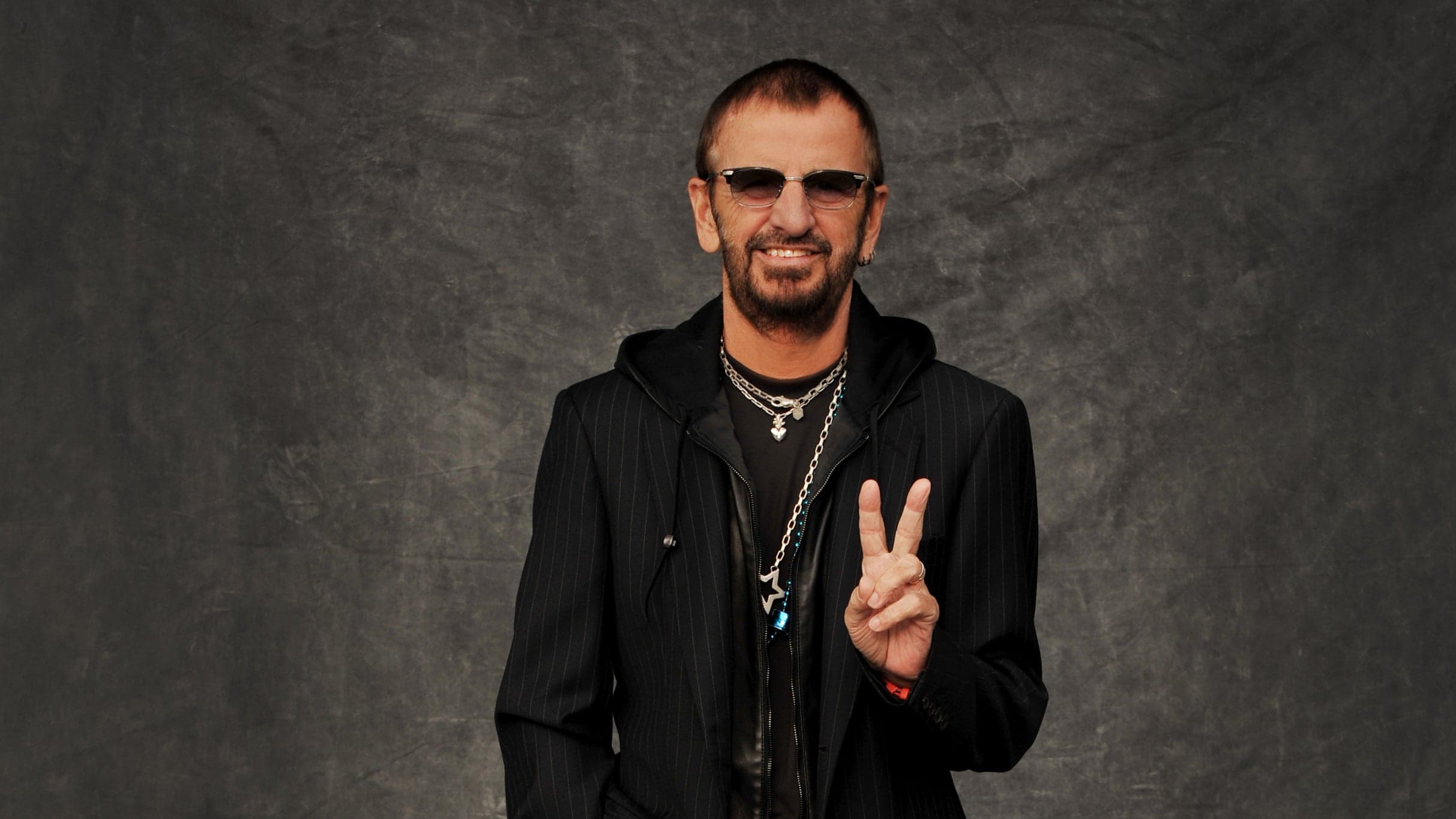 Ringo Starr & His All Starr Band - Photo 2