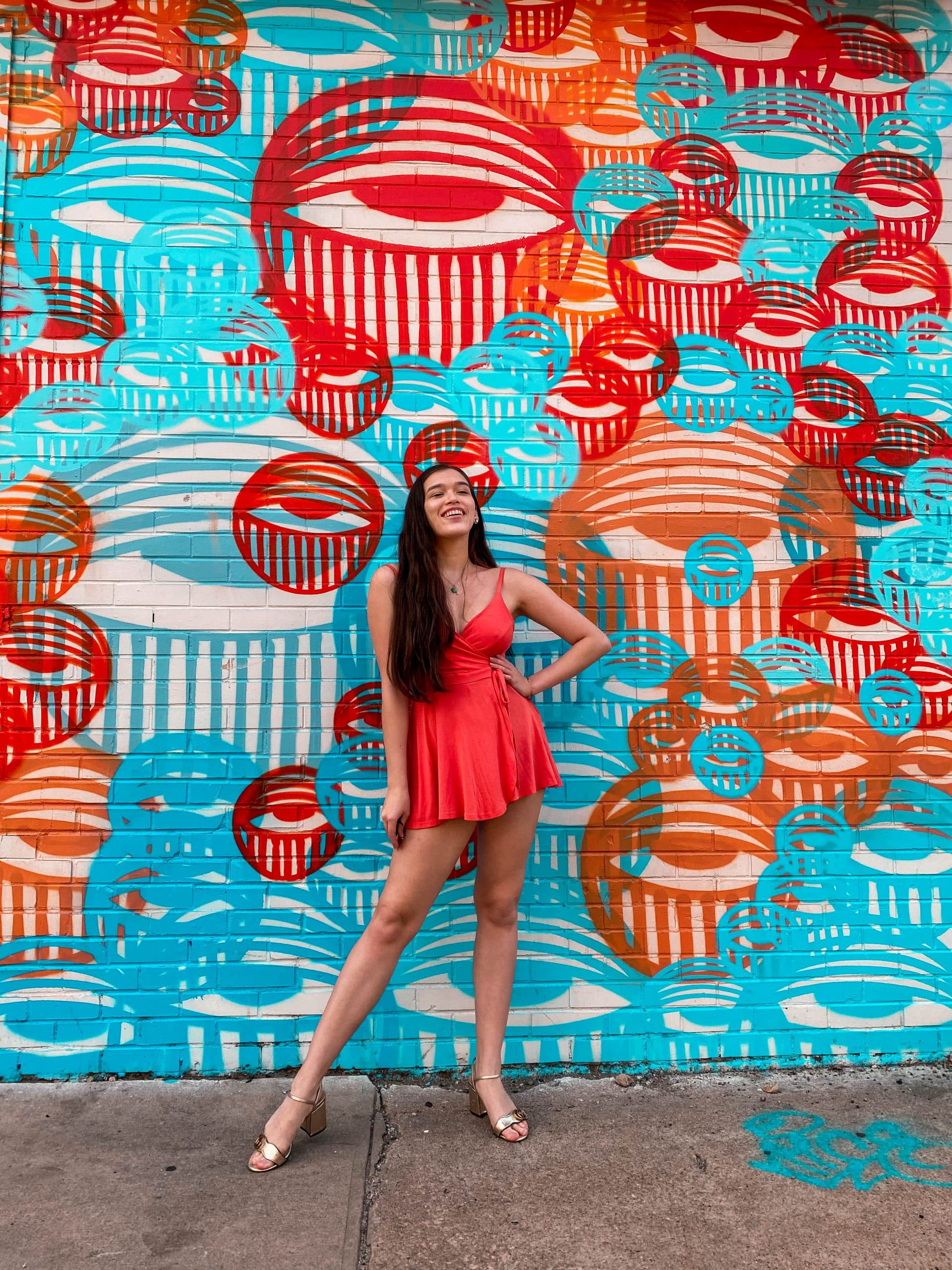 Ahol Sniffs Glue Eyes