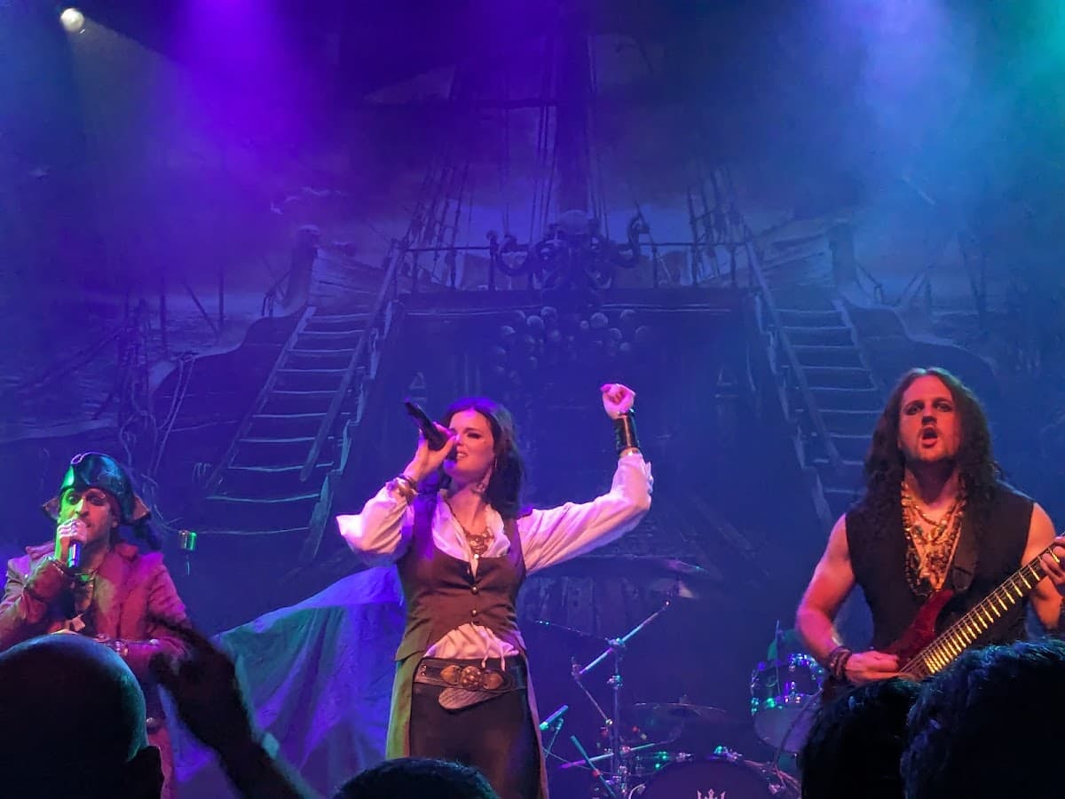 Gothic Theatre - Photo 3